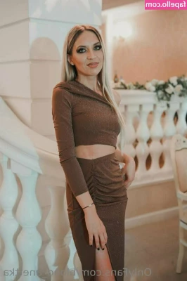 sweeet_lucy [ sweeet-lucy ] - Let me seduce you