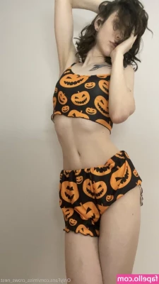 Miss_Crows_Nest [ miss-crows-nest ] - I m very horny