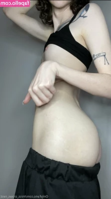 Miss_Crows_Nest [ miss-crows-nest ] - Does my butt look fat in this babe