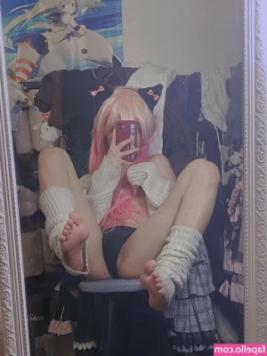 siokaratako - A veryyyy hot & shiny outfit just arrived in the mail. & of part 1
