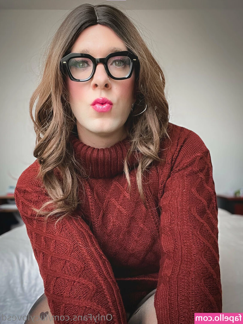 lucylovesd - Shower time  Cum and wash my back