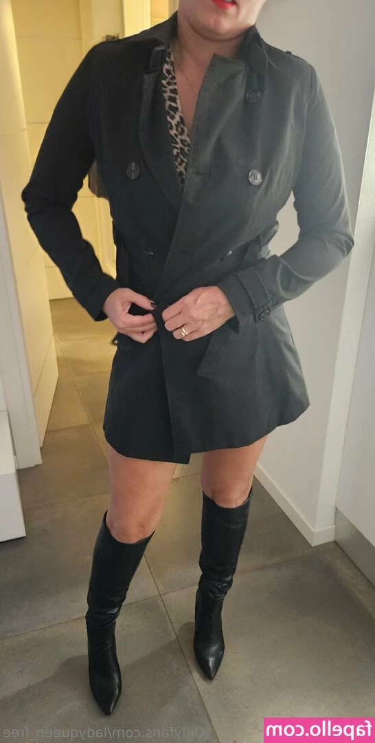 ladyqueen_free [ ladyqueen-free ] - Freshly Sugar d and ready to please