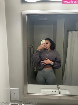 ScottyHotty - Hey  Im New here   just write to me