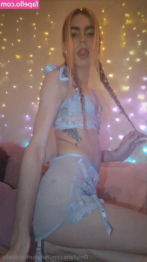 notyourtransbaby - Wanna hit