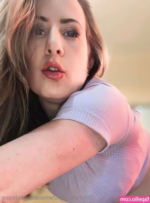 sensualenglishrose - Plusieurs photos nue et complètement nue disponible en privé ou