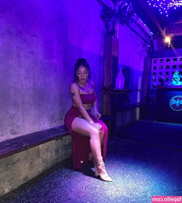 Kimberly Nguyen [ kimberly-nguyen ] - let me save u tonight babe 😏
