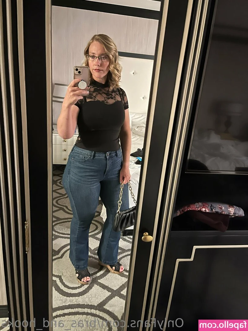 bras_and_hooks [ bras-and-hooks ] - Are these short shorts too short? 🤔