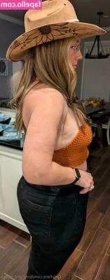 bras_and_hooks [ bras-and-hooks ] - Quick mini-post while I take my 4th hot bath of the day (I am so