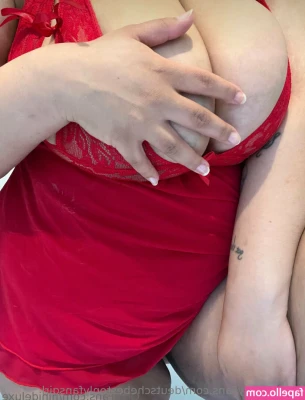 deutschebestonlyfansgirl - Where would your hands go first?😉