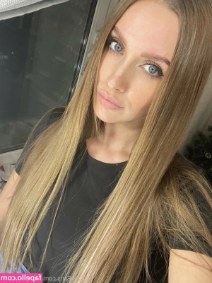 Kristina Sweet [ kristina-sweet ] - Good morning my guys! 🥵😍