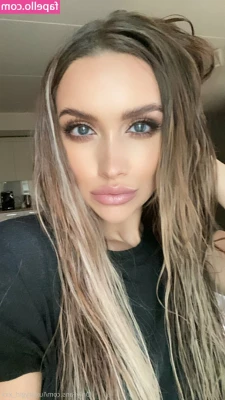 Kristina Sweet [ kristina-sweet ] - Wanna see what is under? 💞😈