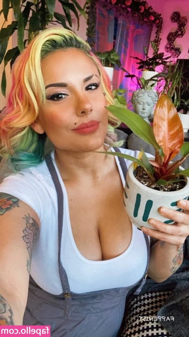 Zombiunicorn [ zombiunicorn-1 ] - Want to cum with me