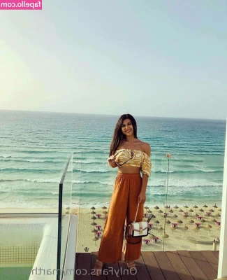 marthaloop - Playing dress up