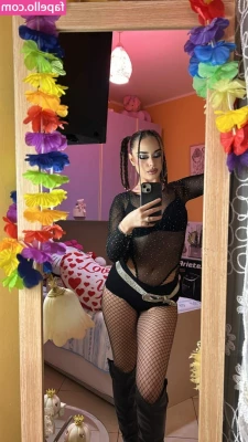 Daiana Ricciardi [ daiana-ricciardi ] - Good morning (: my room is so messy