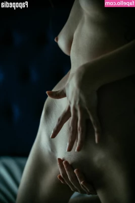 Rita Stark [ rita-stark ] - Wanna see it on the floor    thenattykatty