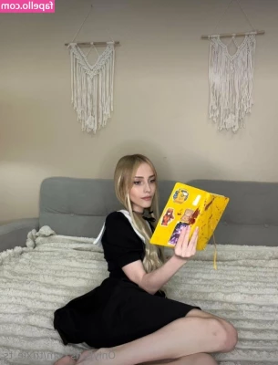 trixie_ts [ trixie-ts ] - universoxx   very hot photos and videos as you want   Ask me for