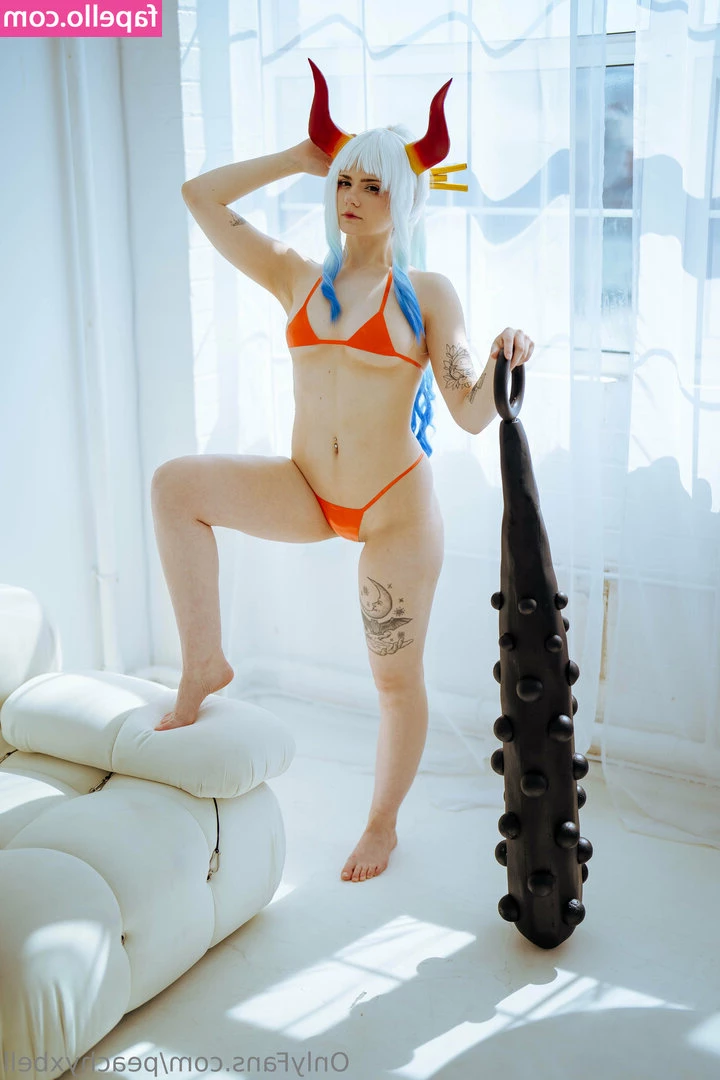 peachyxbell [ peachyxbell-2 ] - Cutie with a bootie! All boobs and ass🥵
