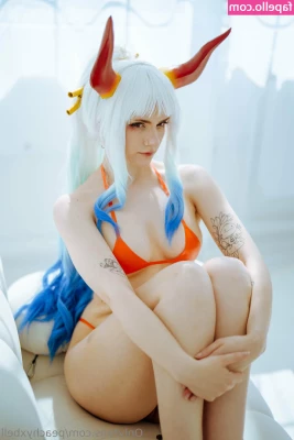 peachyxbell [ peachyxbell-2 ] - Where do you wanna go for lunch baby?🥰