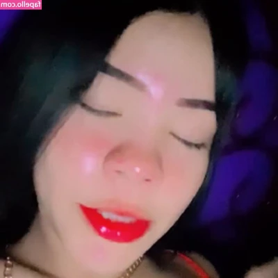 deborahofc1 - Have to shave and then get freaky baby Busseddd a fatt asss nut for u