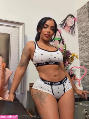 ilovedemons - TITS AFTER TWITCH S2 : E15  live on twitch without panties