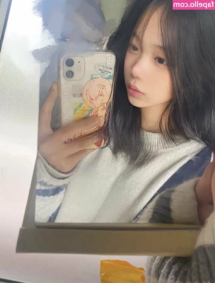 0507Huihui - Mon pied veut te toucher