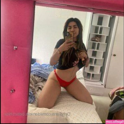 daniela.bebeshita [ daniela-bebeshita ] - Which angle do you prefer?
