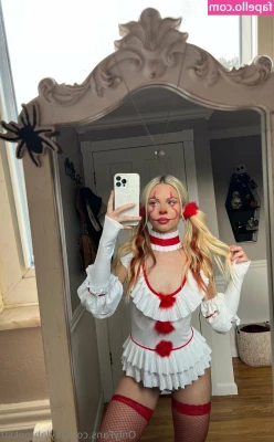 laylabrooks0 [ laylabrooks0-1 ] - hey y’all! today was custom day for those of you waiting for