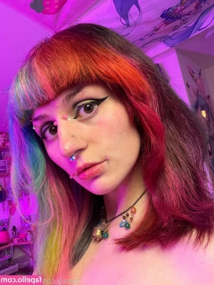 Tweetney [ tweetney-5 ] - comment if you like the pink!💕🎀👅