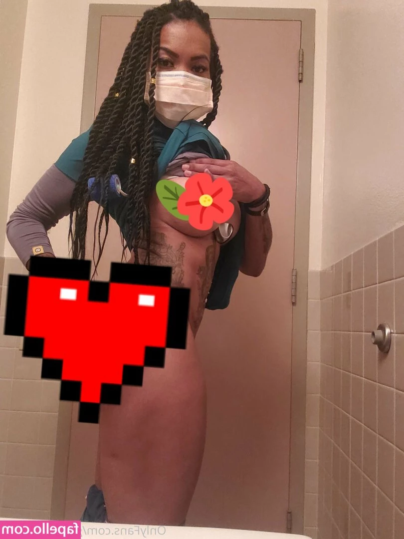 gabbyryanfree - Fetiche de lactancia   Y contenido personalizado