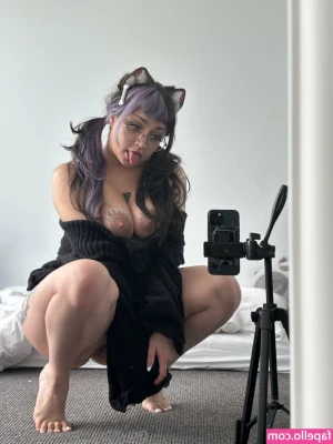 p0cketpix - Happy Monday!