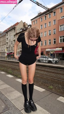 Julia Wulf [ julia-wulf ] - Ready to spend a day with me? It includes: walking, kissing,