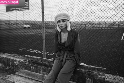 Julia Wulf [ julia-wulf ] - I may have gone shopping today