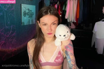 nikkajinx - Good morning 💋 Would you like some coffee sir? ☕️