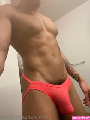 ksage - Like this photo for a chance to win a free exclusive nude!