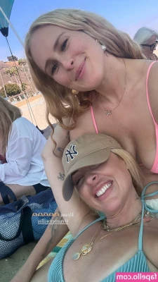 Rumer Willis [ rumer-willis ] - Daily Clips of my Goddess Feet