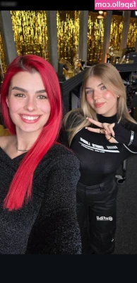 anna.gazanis [ anna-gazanis ] - Gaming and chill 🍑💦🤤🎮💙💙💙