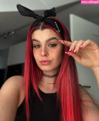 anna.gazanis [ anna-gazanis ] - It’s almost the weekend! I’m doing DIY today, what are you doing?