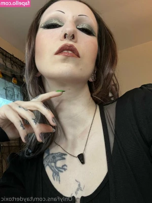 taydertoxic - Santa is coming ❄️