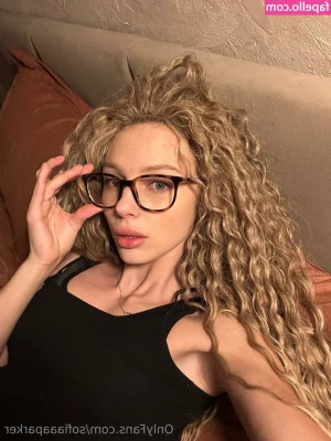 sofiaaaparker - Pretty  tight   amp  sticky  Full Video