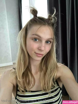 sofiaaaparker - a very hot morning     a mini videos by PPV