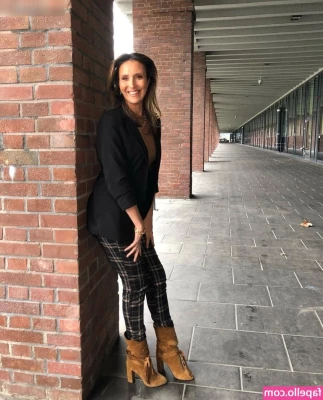 Roberta Bieling [ roberta-bieling ] - thanks for worshipping my soul  amp  pussy you bunch of hunks
