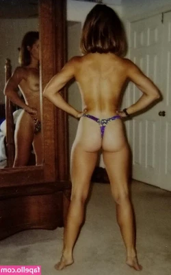 HWCouple702 - Hey lovelies. I want to know if you enjoy video content more or