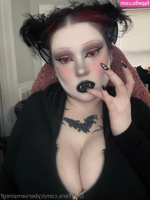 cybervampiregf - Holiday Panty Haul - Teasing you in my festive holiday color panties.