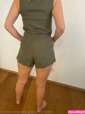 gloriasgeheimnisse - Some pics taken before and after I shaved my pubes, goodbye to the