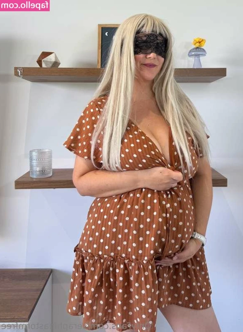 Seraphina Storm [ seraphina-storm ] - your view while you watch me ride a real cock
