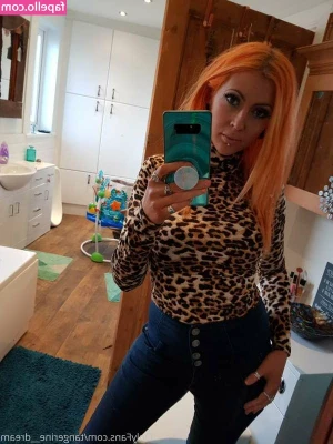 kittyneon [ kittyneon-2 ] - I really want my pussy pierced!!  Help me out!!