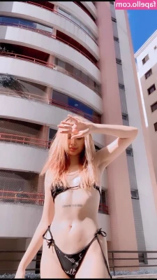 Blondpampz - My thongs protecting my anus so I'm not publik slut?😌 huh?😳