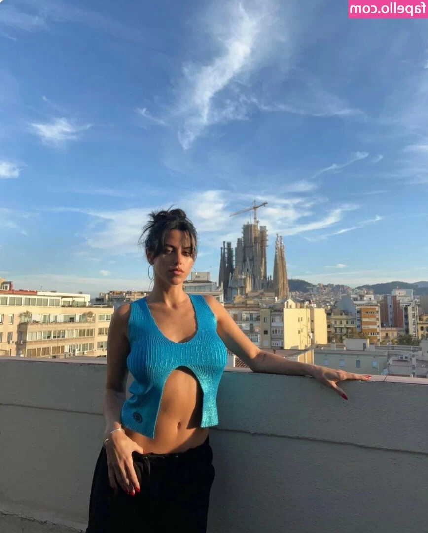 Victoria Villarroel [ victoria-villarroel ] - Spreading my wet pussy for you
