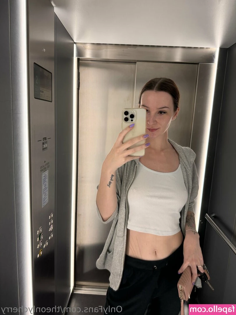 theonlycherry - Walked through the door… The bedroom? Not a chance 🤨  Swipe to