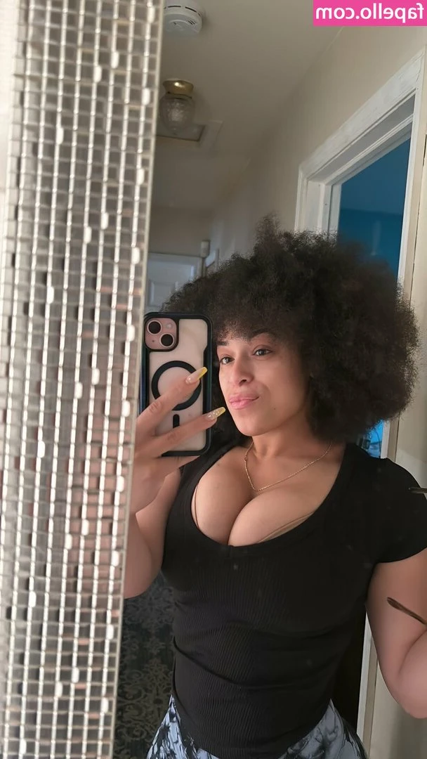 MO Spice [ mo-spice ] - The only thing fuzzy on my body 😜